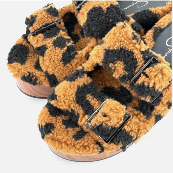 Jessica Simpson Cyriss Cheetah Faux Fur Platform Clog Slides – Size 9